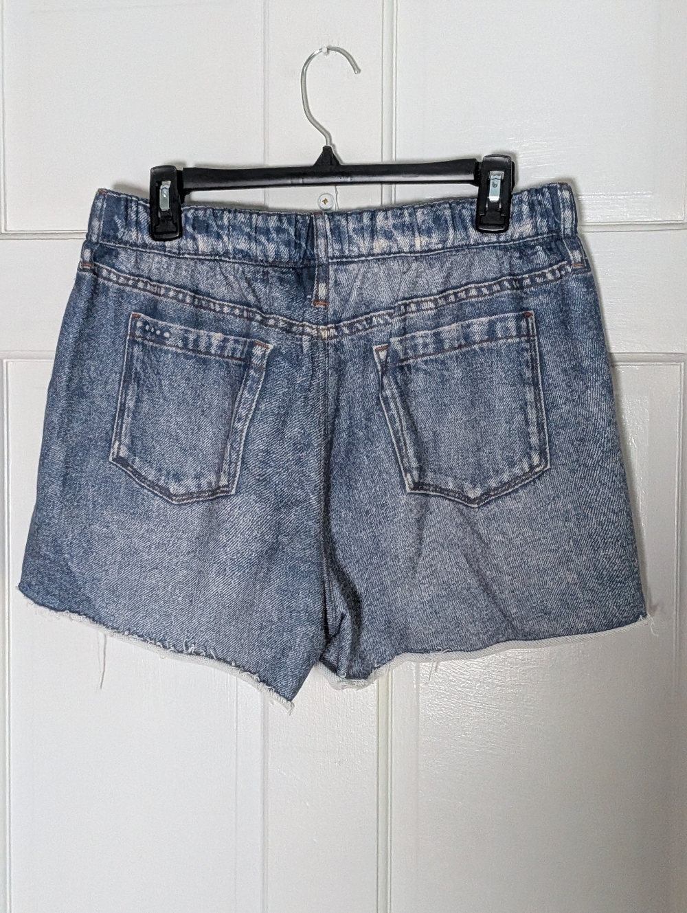 BLANKNYC Acid Wash Denim Shorts High Rise Distressed Pull-On Size L - Picture 4 of 4